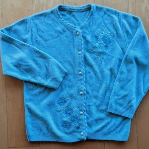 Vintage embroidered turquoise sweater with pearl buttons